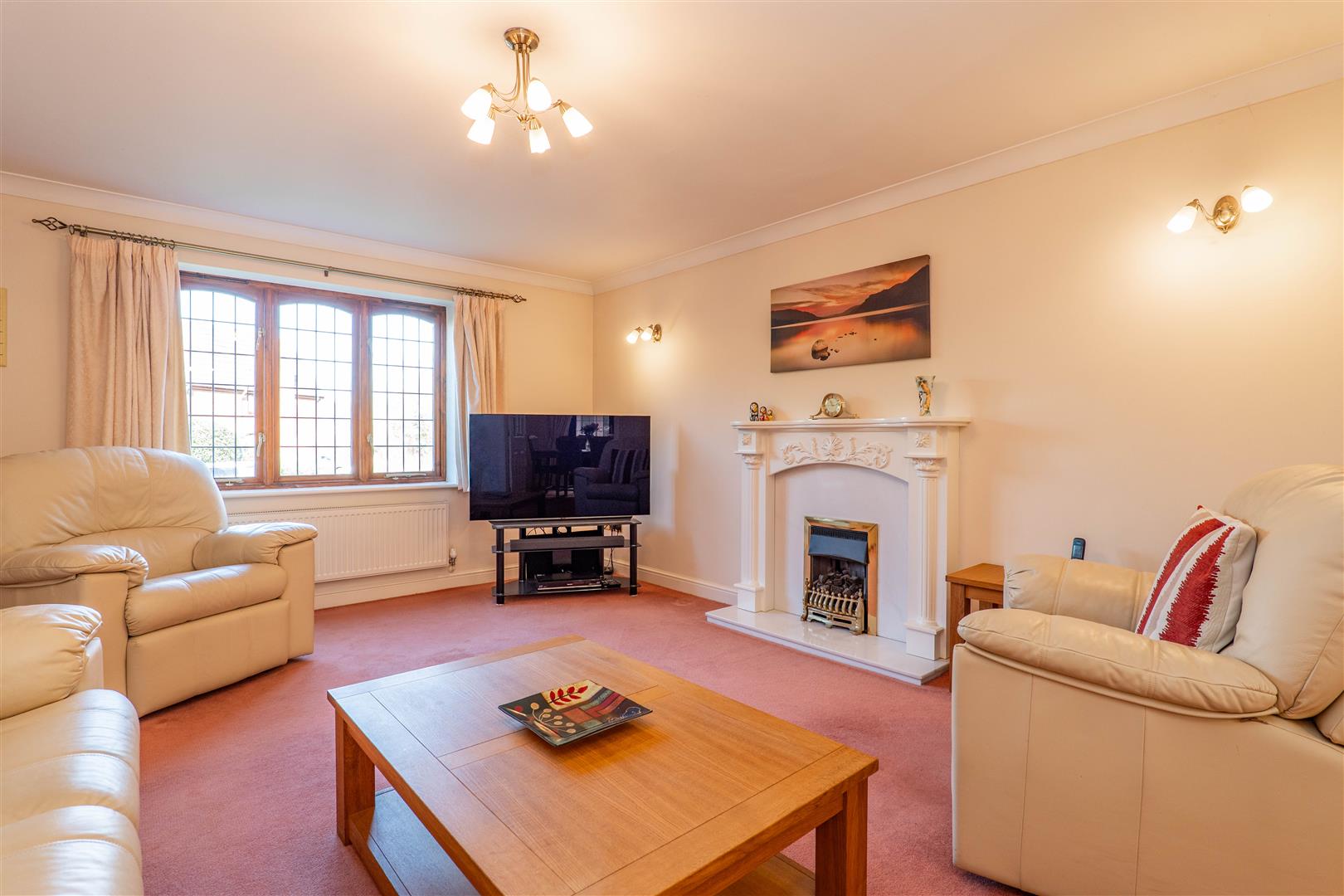4 bed property in Hill Croft, Chorley